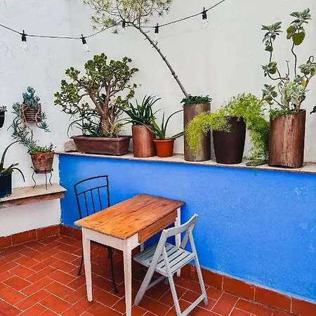 Appartamento Privada, Casa Compartida Con Pareja Private Room, Shared House With A Couple *