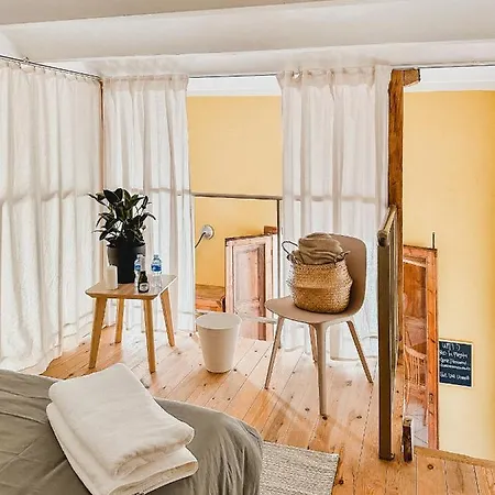 Appartamento Privada, Casa Compartida Con Pareja Private Room, Shared House With A Couple Barcellona