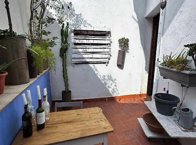 Privada, Casa Compartida Con Pareja Private Room, Shared House With A Couple شقة برشلونة