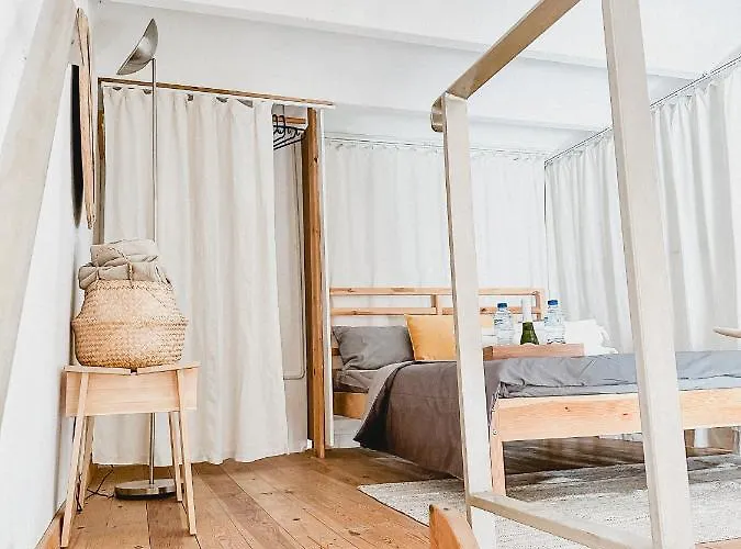 Privada, Casa Compartida Con Pareja Private Room, Shared House With A Couple *