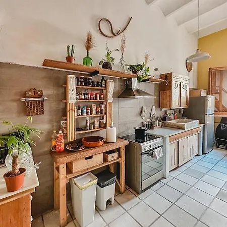 Privada, Casa Compartida Con Pareja Private Room, Shared House With A Couple 公寓 *